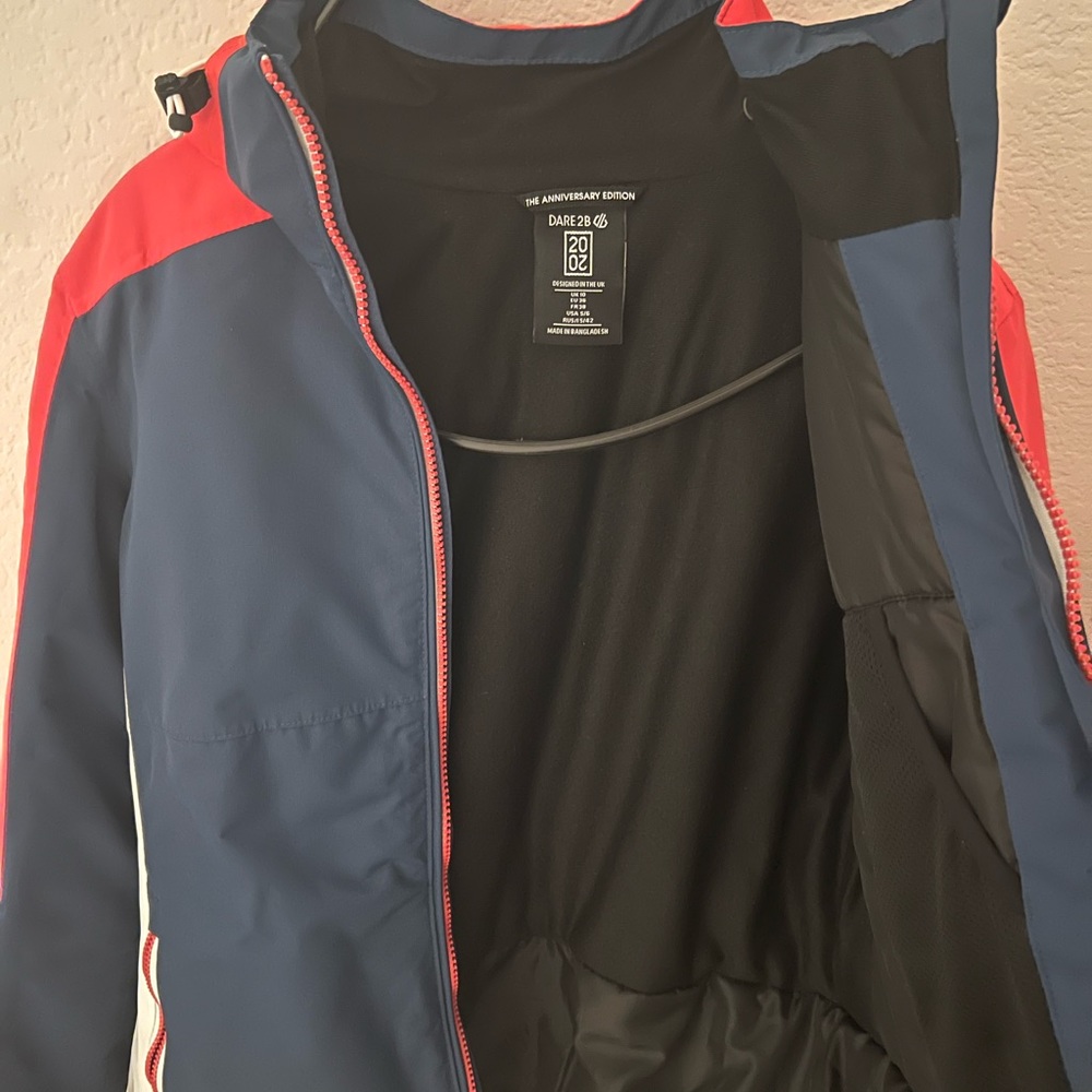 Women’s ski jacket - Picture 4 of 4